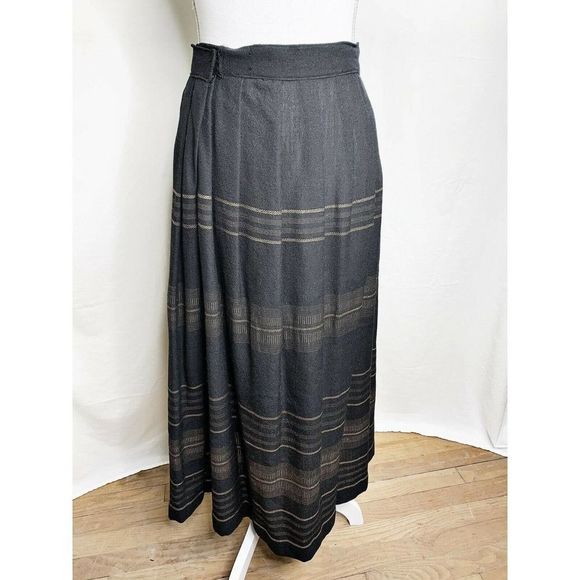 1980s Lucienne Hébert Pleated Wool Maxi Skirt - Picture 2 of 6